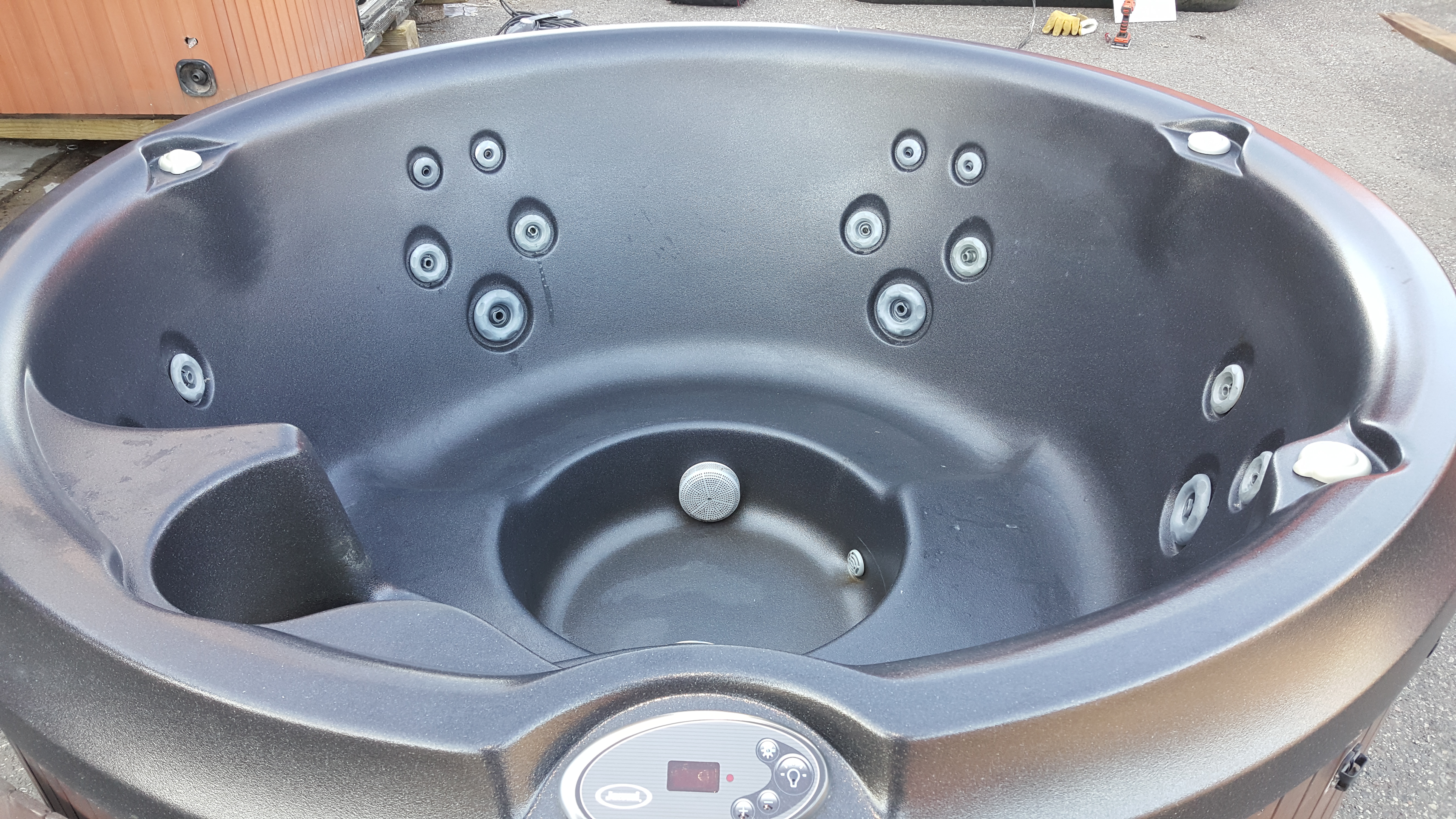 Hottubs/20170315_174830.jpg