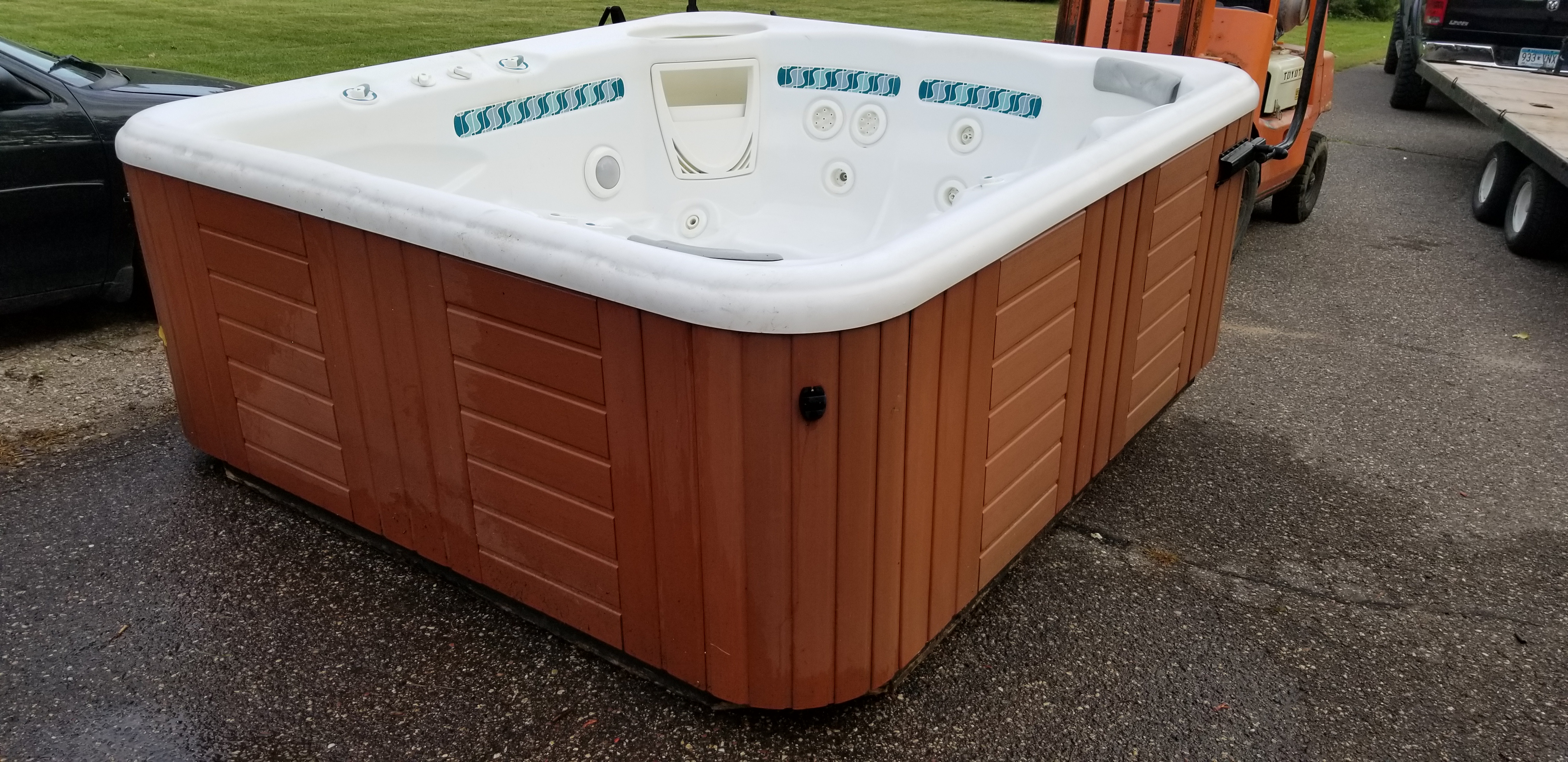 Hottubs/20180914_175407.jpg