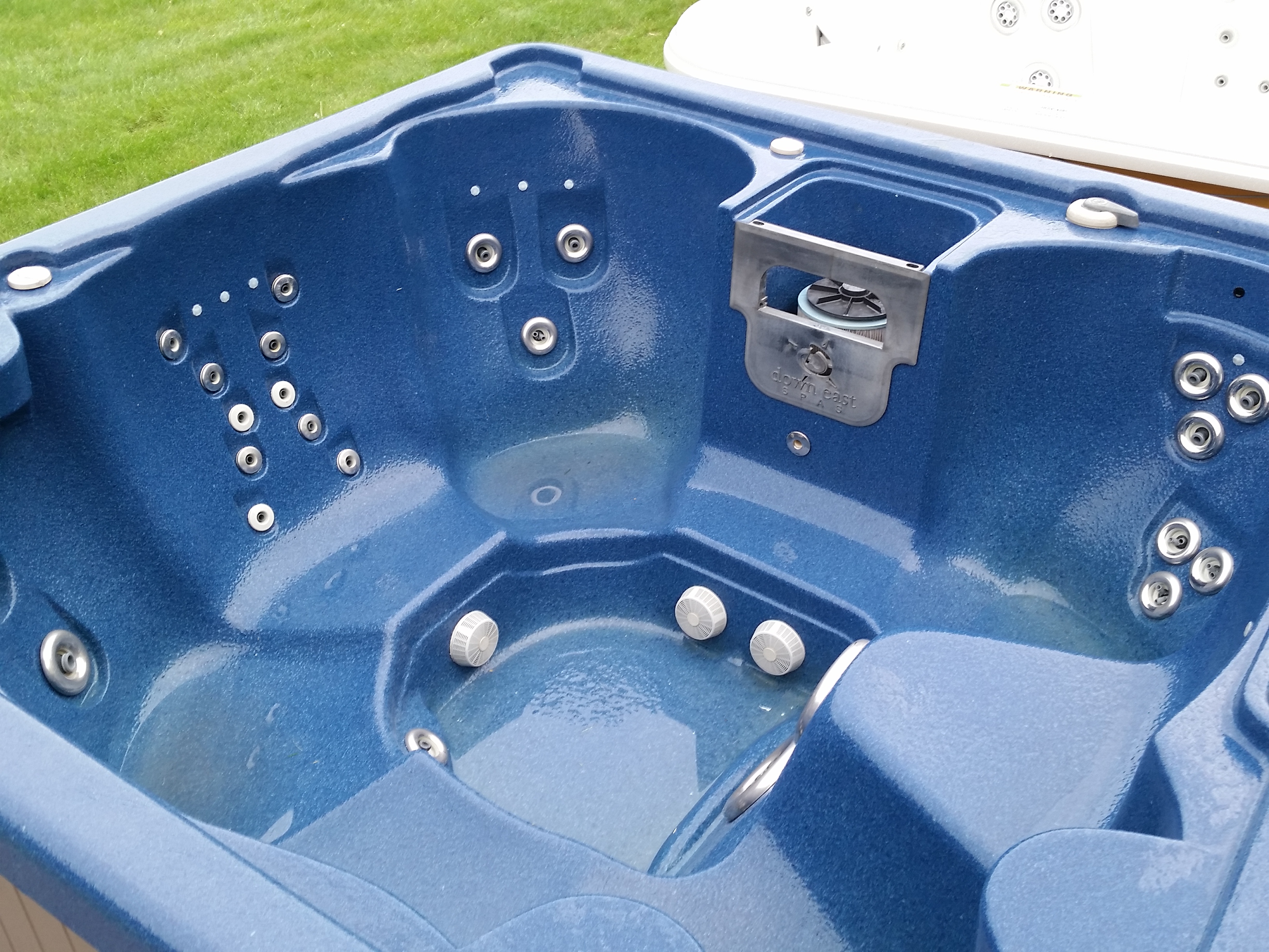 Hottubs/masterspablue2.jpg